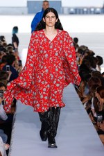 ヴェトモン 2019年春夏ウィメンズコレクション - パワーショルダーで生まれ変わるフォーマルウェア｜写真22