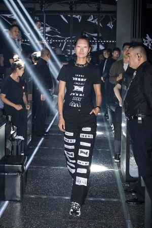 イクミ(IKUMI) 2019年春夏ウィメンズ&メンズコレクション  - 写真27