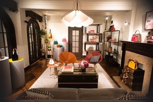 極上美品✨ルイヴィトン レプティ ノマド コレクション フラワー クッション 極上美品✨ルイヴィトン レプティ ノマド コレクション フラワー