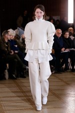 ルメール×サンダースのコラボシューズ登場、東京と熊本の期間限定ショップで先行展示｜写真12