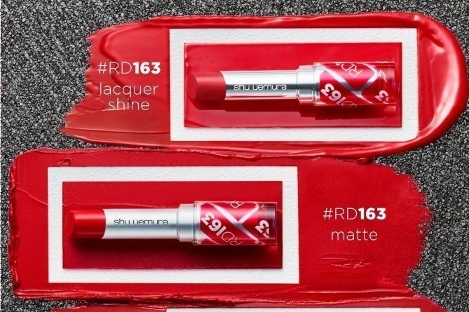 アイシャドー｜シュウ ウエムラ“ちょい足しレッド”で遊ぶ「色っぽアイメイク」究極の赤リップも限定発売