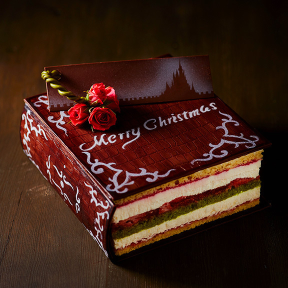 "ブック型"クリスマスケーキが京王プラザホテルから、オーロラを表現したチョコレートケーキも｜写真2