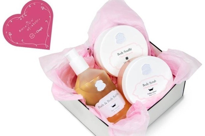 占い｜ラリンの恋占い付き限定コフレ「恋愛成就セット」チェリーブロッサム香るスクラブなどボディケア