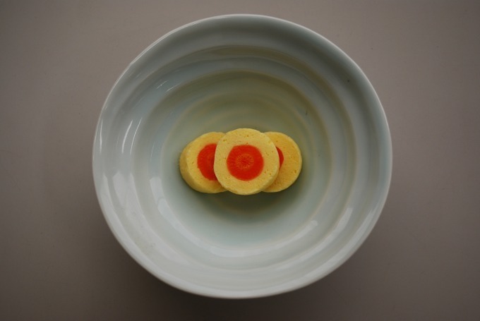 「鶏卵様」(再現レプリカ) 東京家政学院生活文化博物館蔵(通期)