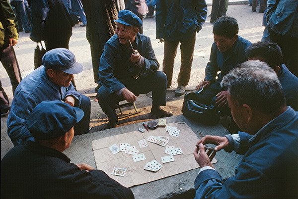 LOUIS VUITTON 篠山紀信　FASHION　EYE 篠山紀信の伝説の写真集を「ルイ・ヴィトン」が出版＆写真展開催