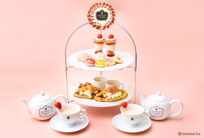 Q-pot CAFE.より、苺&ラズベリーを敷き詰めた“宝石箱”のようなデザートプレート|写真4