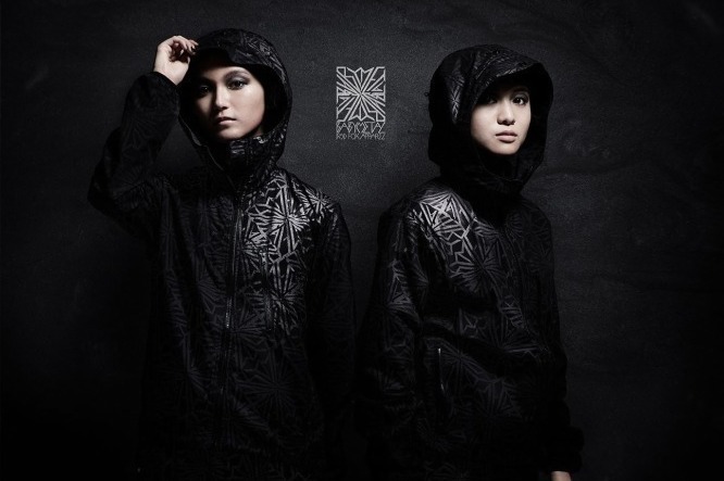 ワンマンライブ｜ベビーメタルの「ビーエムディ フォックス アパレル」“黒”のTシャツ＆キャップ西武渋谷店で限定発売