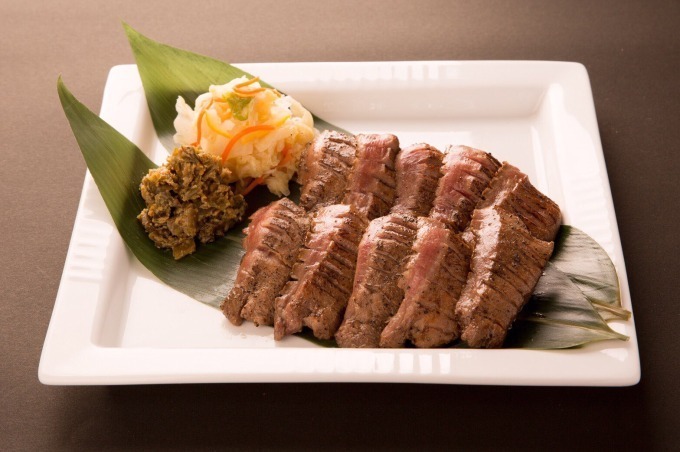 恋人がいない人限定「出会いのはしご酒」渋谷で開催、肉料理&ドリンクが食べ飲み放題|写真4