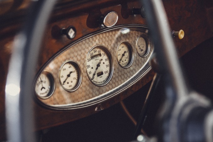 仏高級時計・レゼルボワール、日本初上陸 - 自動車などの燃料計やメーターから着想を得た腕時計｜写真25