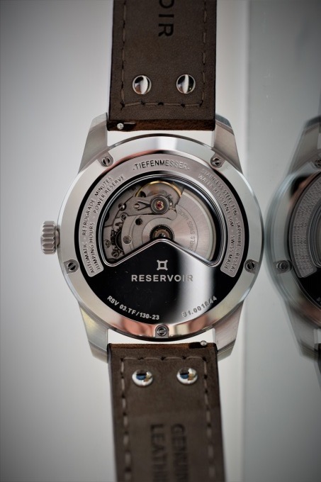仏高級時計・レゼルボワール、日本初上陸 - 自動車などの燃料計やメーターから着想を得た腕時計｜写真34