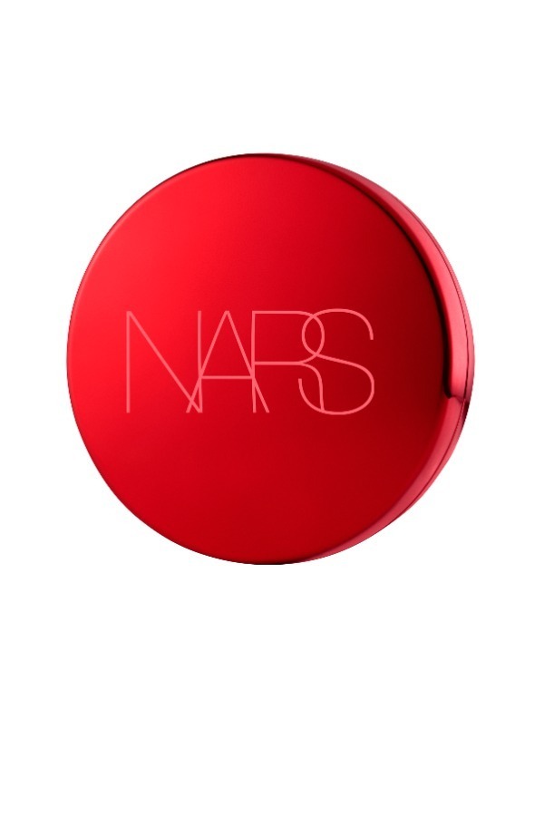 NARS史上最もマットなリップに"ニューイヤー"限定カラー登場、真っ赤なパッケージで｜写真7