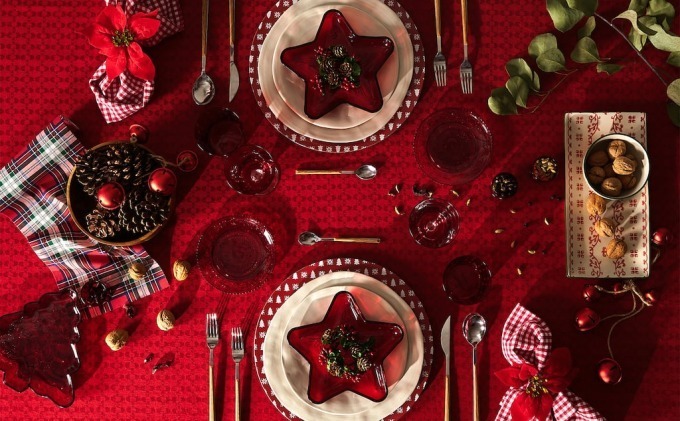 ZARA HOMEからクリスマスディナーが楽しくなるテーブルウェアや星モチーフのインテリア｜写真2