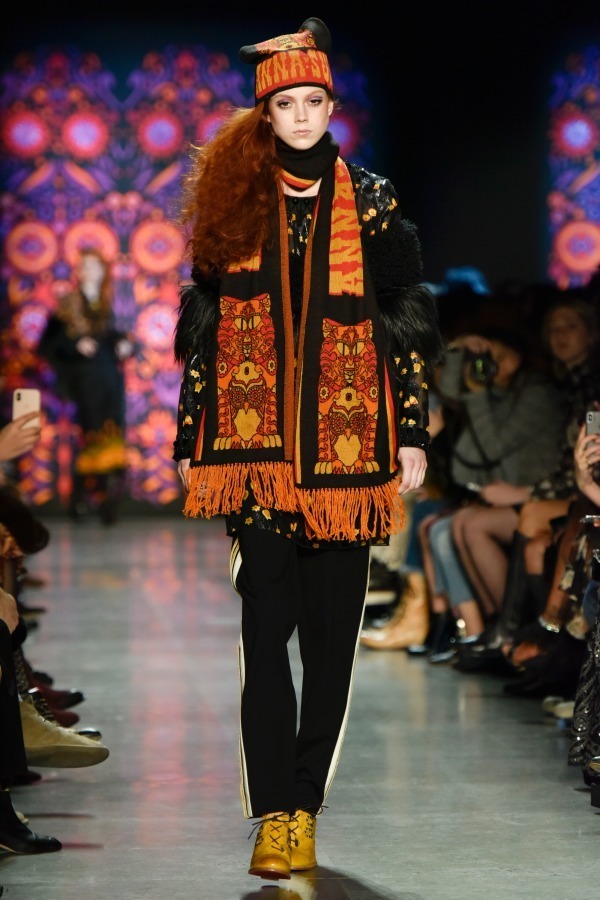 アナ スイ(ANNA SUI) 2018-19年秋冬ウィメンズコレクション  - 写真10