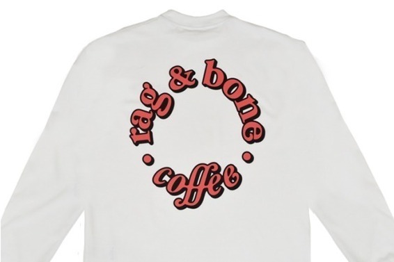 ラグ＆ボーン カフェが伊勢丹新宿店に、Verdyが手掛けたロゴ入りTシャツ＆トートバッグなど