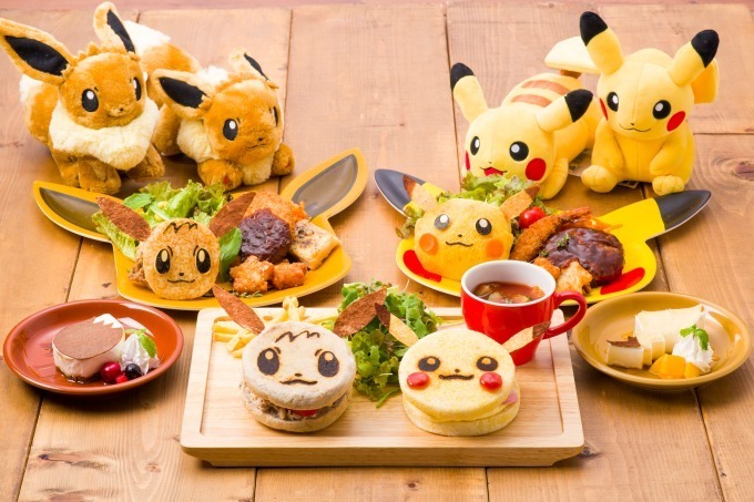 ポケモンカフェ“ピカチュウ・イーブイ”のマフィンプレート＆151種から選べるラテアート｜写真1