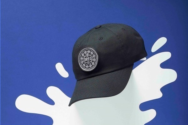 「オレオ」のコラボアパレル＆スイーツが西武渋谷店に集結、ネグレクトアダルトペイシェンツのキャップなど