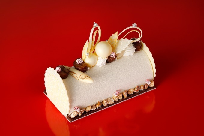 資生堂パーラー 銀座本店ショップのクリスマスケーキ、約50個の苺を使用したケーキなど｜写真2