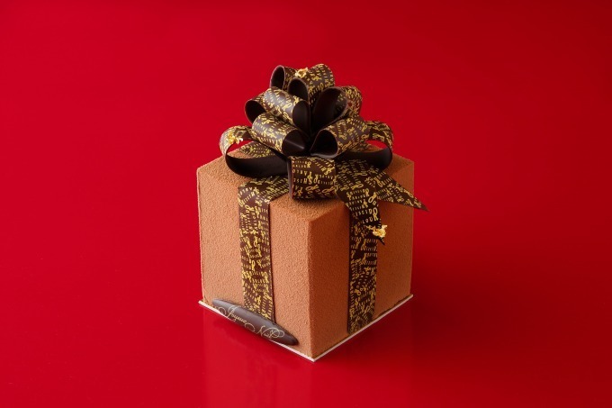 資生堂パーラー 銀座本店ショップのクリスマスケーキ、約50個の苺を使用したケーキなど｜写真3