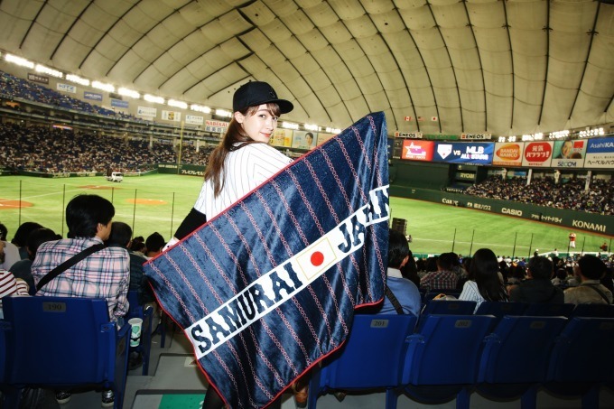 アシックスの日本代表侍ジャパングッズ、“野球女子”のための 