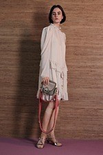 シーバイクロエ 2019年春コレクション - 多様なカルチャーに刺激されたミックススタイル｜写真9