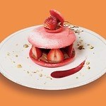カフェ＆ブックス ビブリオテークのクリスマスデザート、苺＆ミルキークリームのパンケーキやパフェ｜写真5