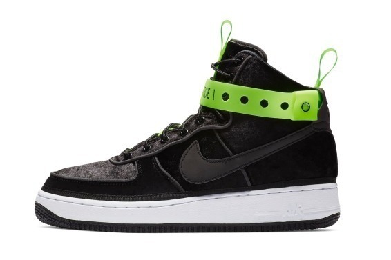 エアフォース1｜ナイキの日本限定スニーカー「エア フォース 1 HI VIP ブラック」ナイトクラブの世界観を表現