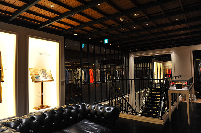 マッキントッシュ、コレクションが豊富に揃う日本初の旗艦店内部を公開｜写真4