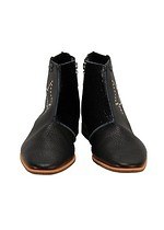 ツモリチサト、星型スタッズ＆蛇モチーフを配した牛革ブーツ - ユードットとコラボ｜写真4