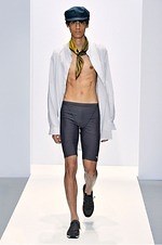 マーガレット ハウエル 19年春夏メンズコレクション - リラクシングなシルエットにアップデート｜写真17