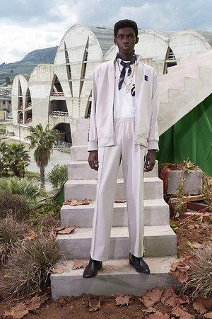 オフ-ホワイト (OFF-WHITE) 2019年プレフォールメンズコレクション  - 写真15