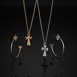 ジャスティン デイビス新作ジュエリー、男女で楽しむ"クロス"ネックレス＆ナポレオンジャケットリング｜写真19