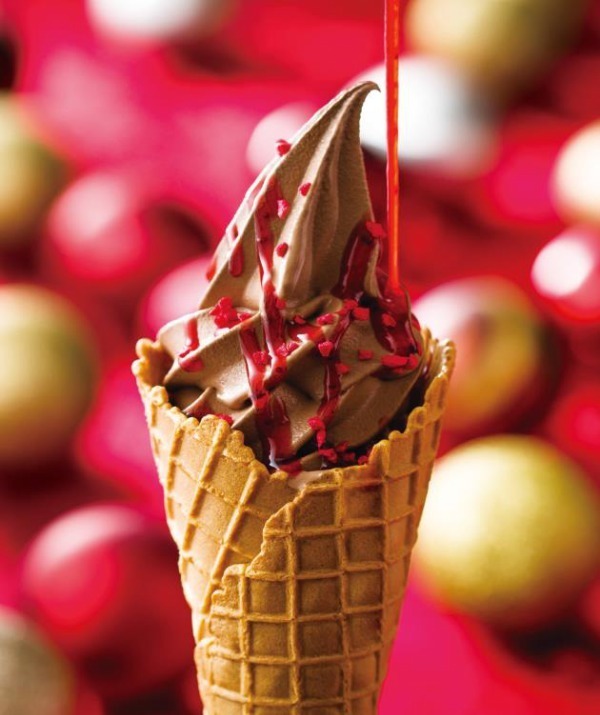 パブロから真っ赤なクリスマス限定チーズタルト チョコレートのチーズソフトクリーム ファッションプレス パブロから真っ赤なクリスマス限定チーズタルト チョコレートのチーズソフトクリーム ファッションプレス