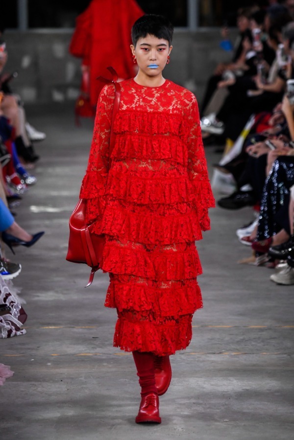 ヴァレンティノ(VALENTINO) 2019年プレフォールウィメンズコレクション シルエット - 写真5