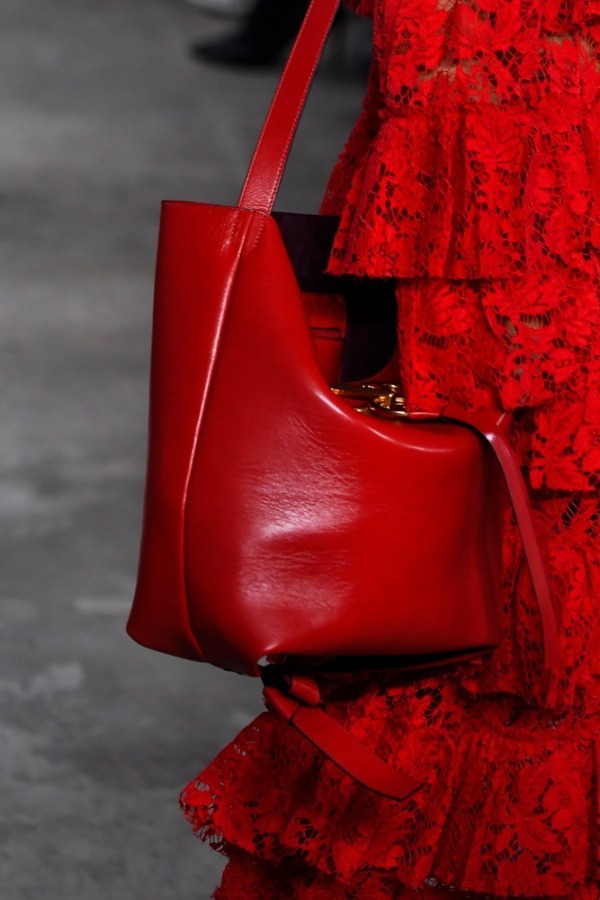 ヴァレンティノ(VALENTINO) 2019年プレフォールウィメンズコレクション  - 写真9