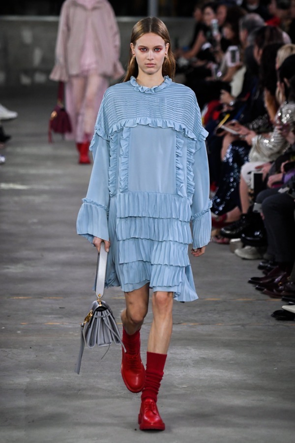 ヴァレンティノ(VALENTINO) 2019年プレフォールウィメンズコレクション  - 写真76