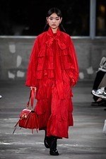 ヴァレンティノ、日本で19年プレフォールコレクション発表 - メゾンの歴史＆伝統を日常に落とし込む｜写真1