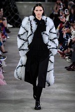 ヴァレンティノ、日本で19年プレフォールコレクション発表 - メゾンの歴史＆伝統を日常に落とし込む｜写真83