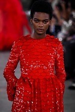 ヴァレンティノ、日本で19年プレフォールコレクション発表 - メゾンの歴史＆伝統を日常に落とし込む｜写真101