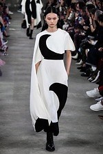 ヴァレンティノ、日本で19年プレフォールコレクション発表 - メゾンの歴史＆伝統を日常に落とし込む｜写真53