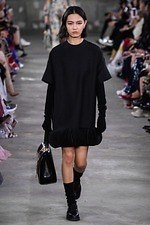 ヴァレンティノ、日本で19年プレフォールコレクション発表 - メゾンの歴史＆伝統を日常に落とし込む｜写真61