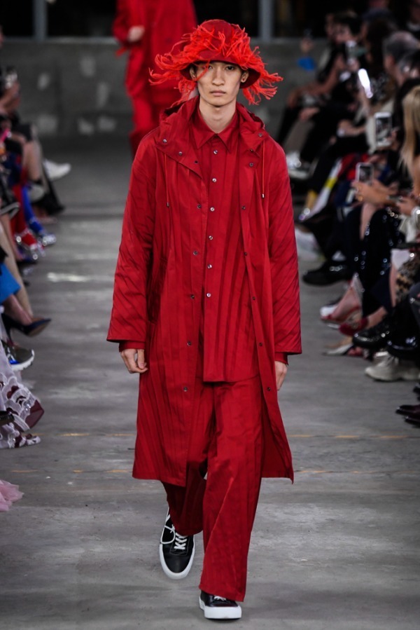 ヴァレンティノ(VALENTINO) 2019年プレフォールメンズコレクション  - 写真5