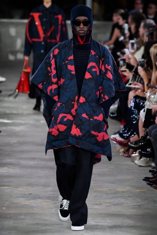 ヴァレンティノ(VALENTINO) 2019年プレフォールメンズコレクション  - 写真21