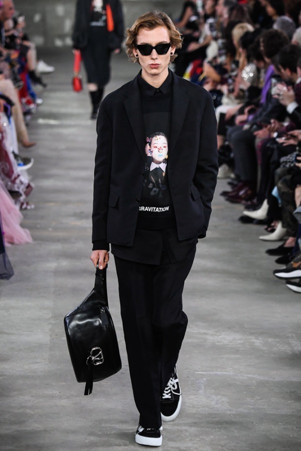 ヴァレンティノ(VALENTINO) 2019年プレフォールメンズコレクション  - 写真24