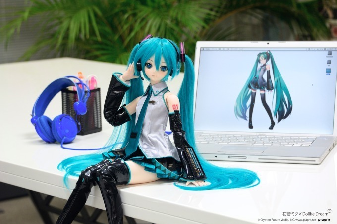 「初音ミク フィギュア展」等身大モデルや関連フィギュアなど約200体が横浜人形の家に集結｜写真2