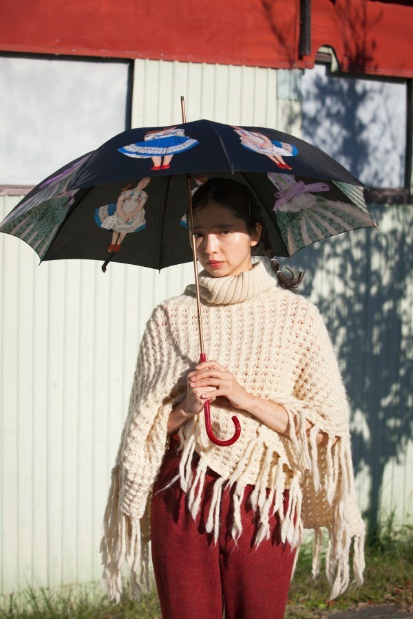 コシラエルの19年春夏新作傘「シークエンス」繊細な花柄＆人形柄の晴雨兼用傘など コピー