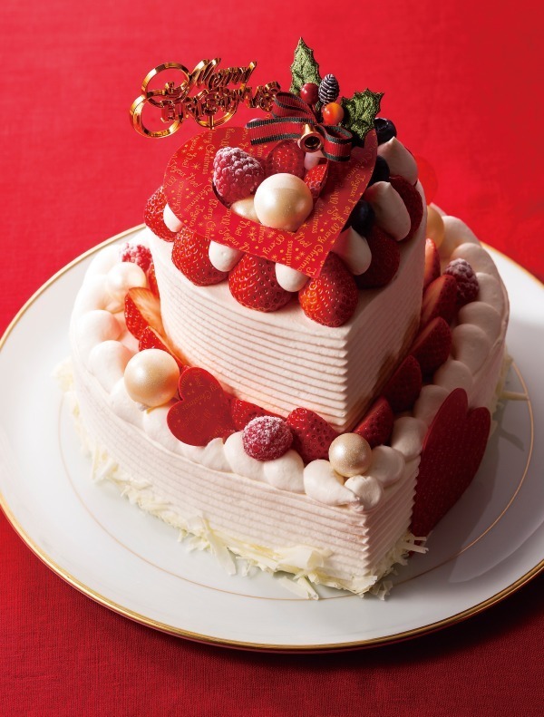 帝国ホテル 東京のクリスマスケーキ - ハート型ショートケーキやブッシュ・ド・ノエルなど | 写真