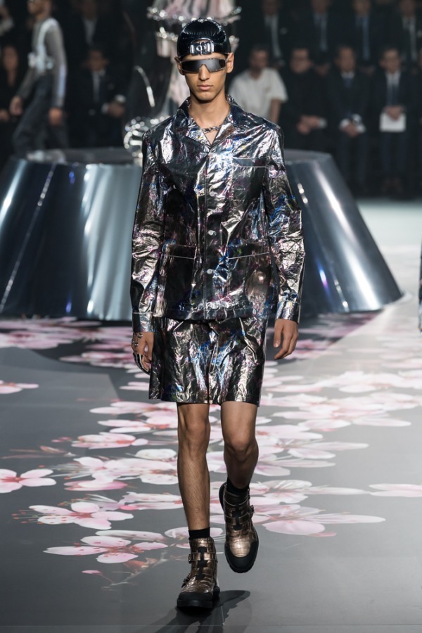 kim jones キム・ジョーンズ直筆サイン入り 限定版写真集 jones-kim.jpg