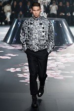 ディオールが日本でショー開催、キム・ジョーンズによる19年メンズプレフォールコレクションを東京で発表｜写真27