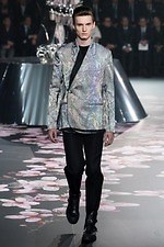 ディオールが日本でショー開催、キム・ジョーンズによる19年メンズプレフォールコレクションを東京で発表｜写真55