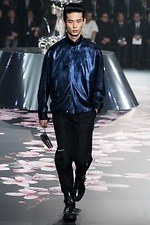 ディオールが日本でショー開催、キム・ジョーンズによる19年メンズプレフォールコレクションを東京で発表｜写真58